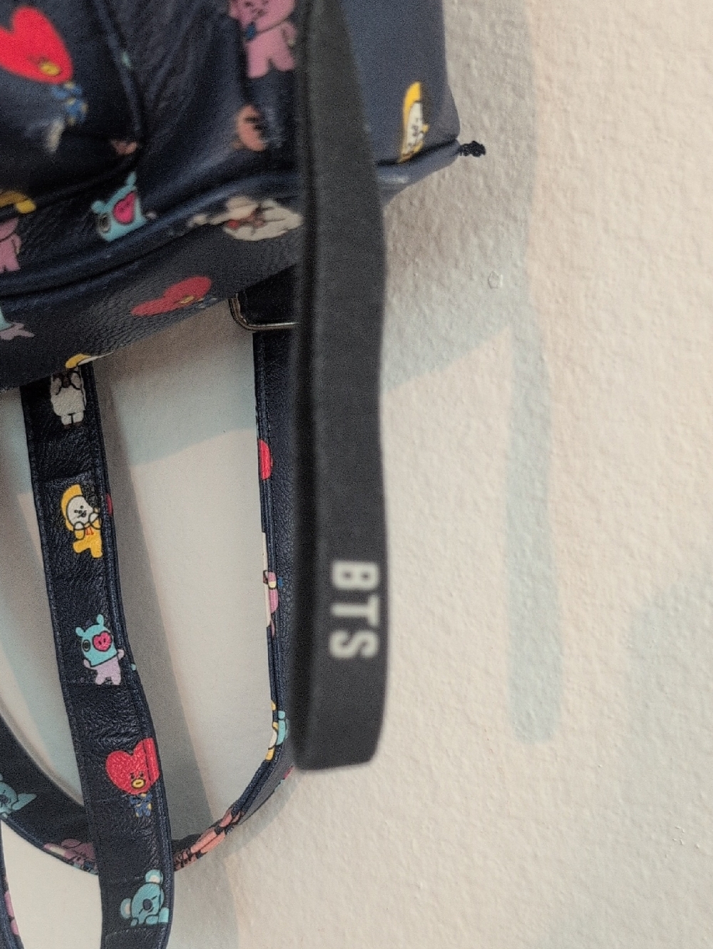 BT21 Mini Backpack - Picture 15 of 15